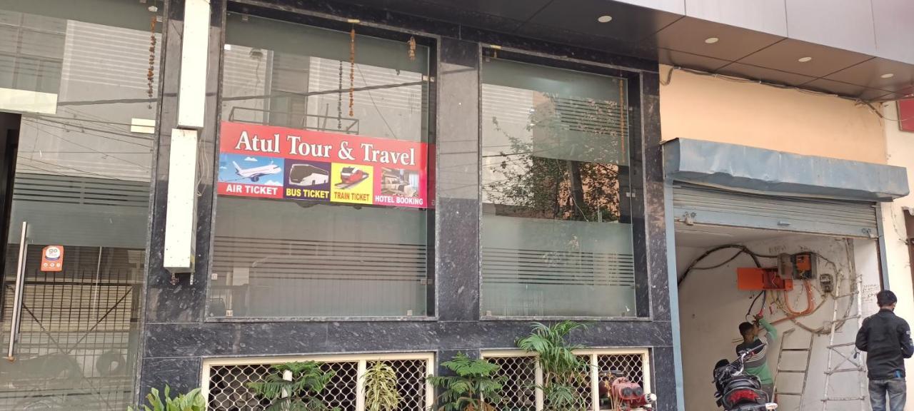 Hotel Ivy Plaza Luxury New Delhi Ngoại thất bức ảnh
