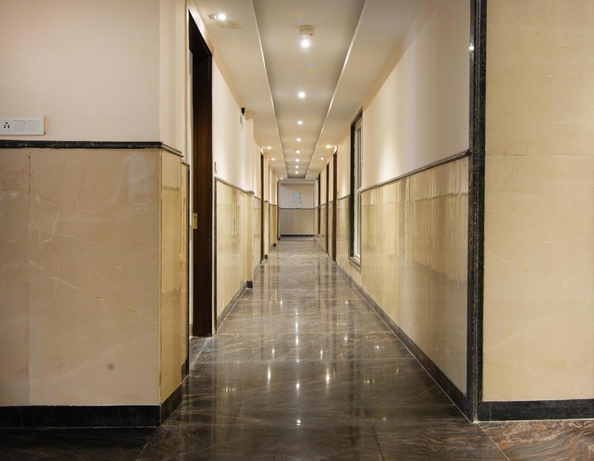 Hotel Ivy Plaza Luxury New Delhi Ngoại thất bức ảnh
