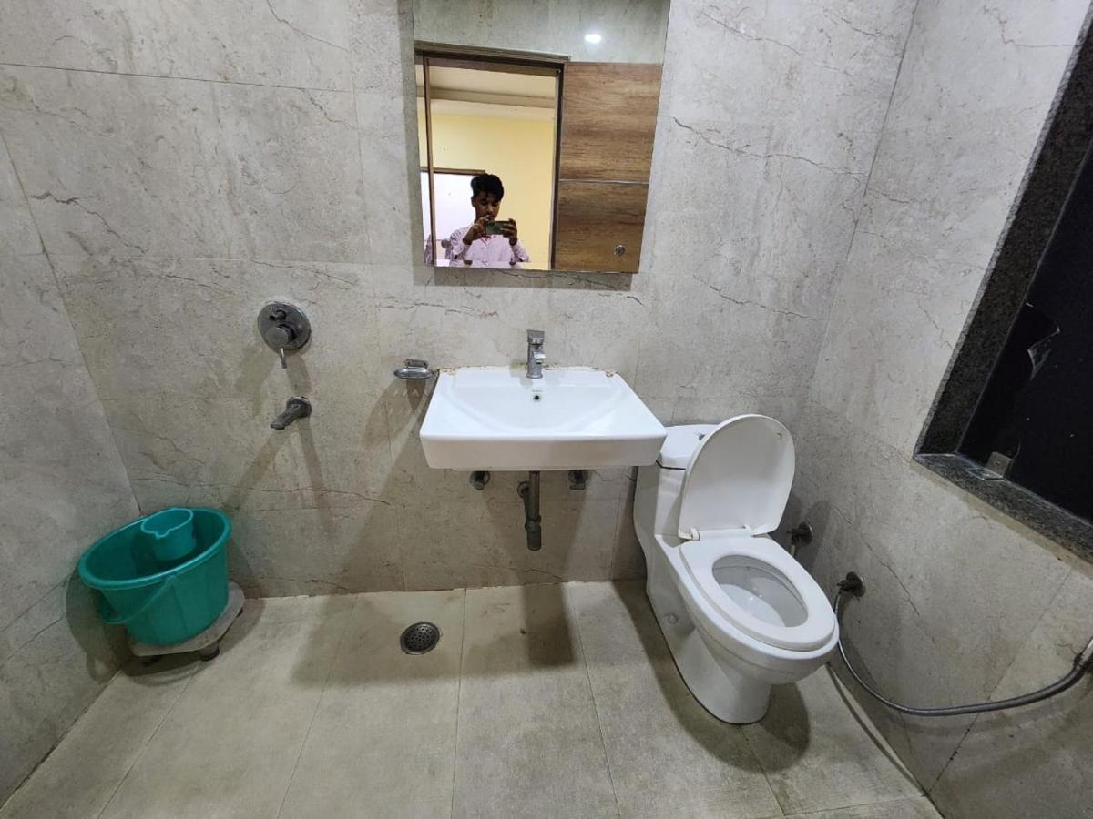 Hotel Ivy Plaza Luxury New Delhi Ngoại thất bức ảnh