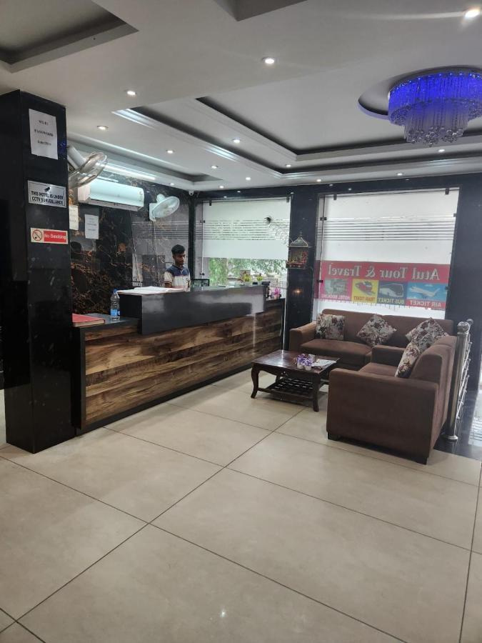 Hotel Ivy Plaza Luxury New Delhi Ngoại thất bức ảnh