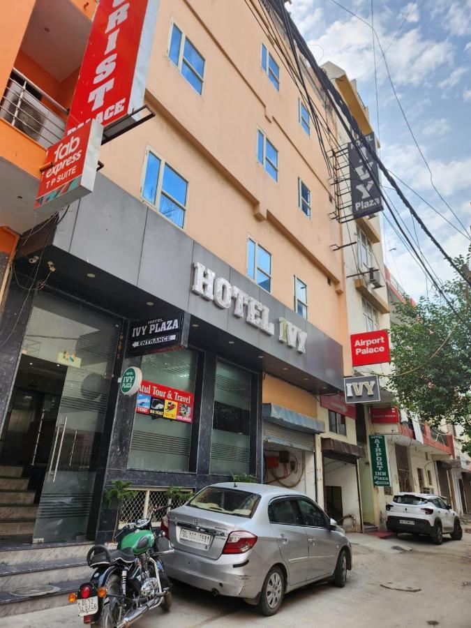 Hotel Ivy Plaza Luxury New Delhi Ngoại thất bức ảnh